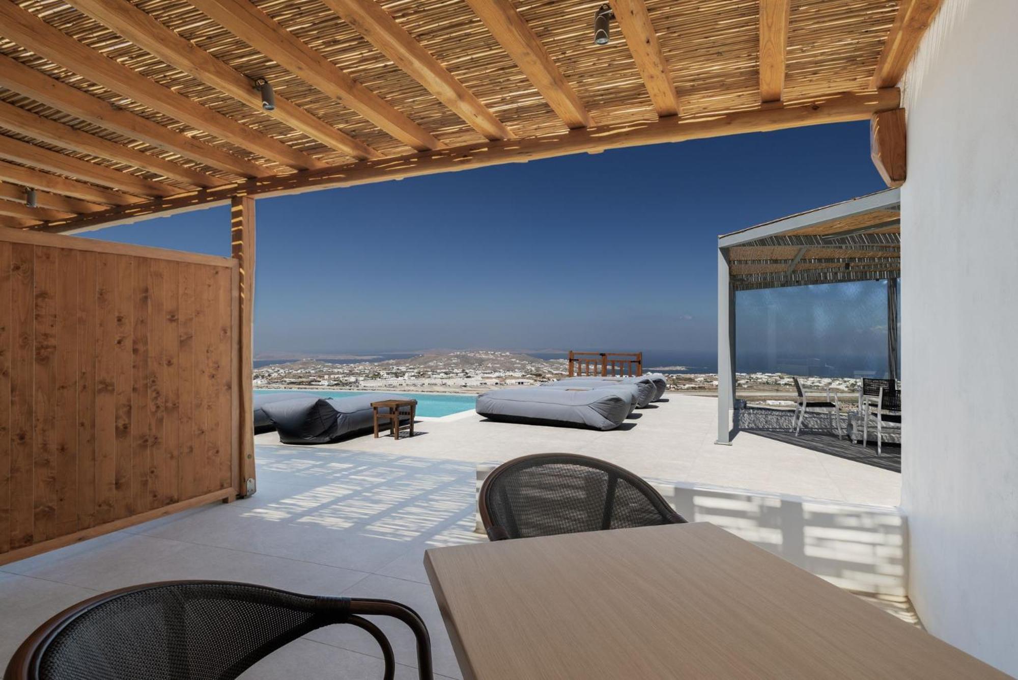 לינה וארוחת בוקר Sunset Hill Mykonos Town